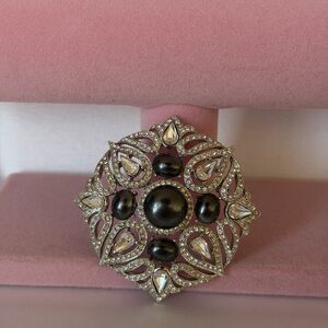 Vintage Silver-Tone Black Cabochon & Rhinestone Brooch | Victorian Revival Filig